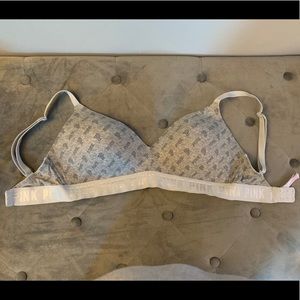 PINK Wear Everywhere Wireless Lightly Lined Bra